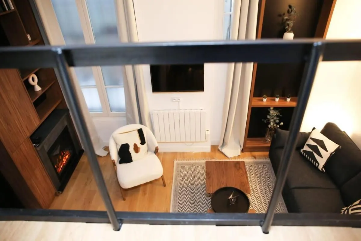 Cosy Appartement Studio Moderne Mezzanine - 4P - Flat-Guest Paris 0*,  France